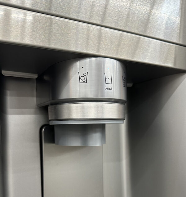 lg ice chute adapter, round version