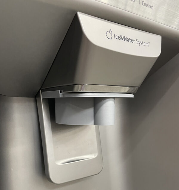 lg ice chute adapter, sqaure version